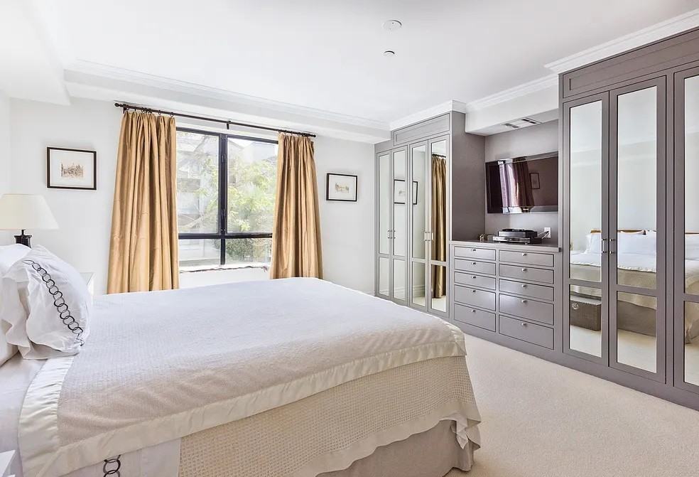1530 Camden Ave - Photo 3 of 6