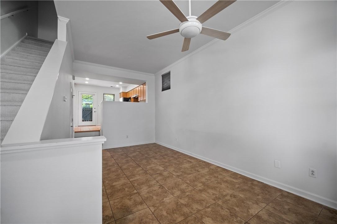 47 S 16th St - Photo 5 of 25
