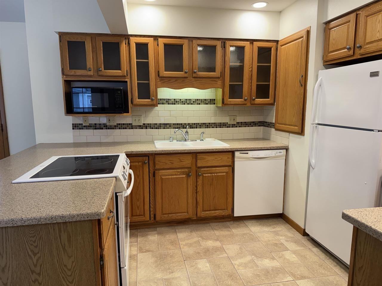 6715 North Ave - Photo 3 of 18