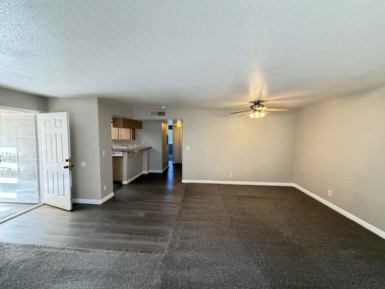 960 N Sloan Ln #104 - Photo 7 of 42