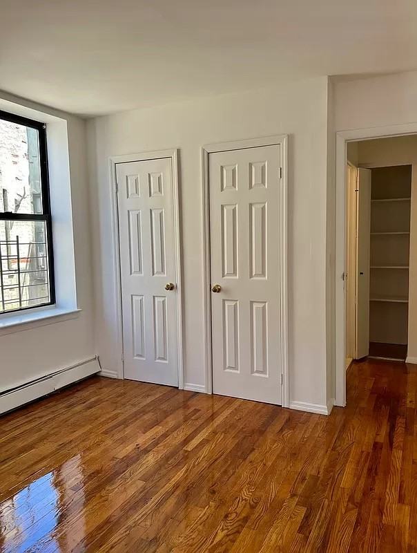 1365 Sheridan Ave #6B - Photo 3 of 4