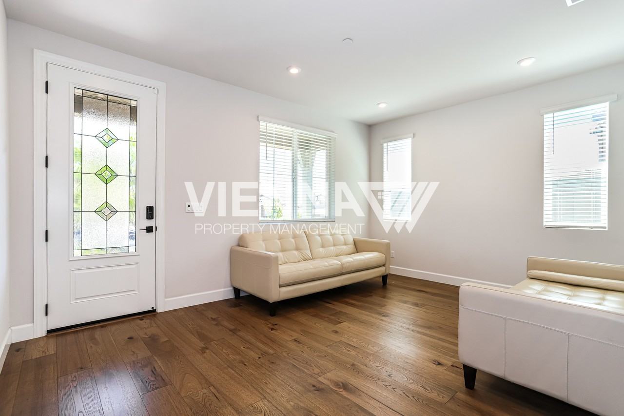 3111 Colt Ct - Photo 2 of 20