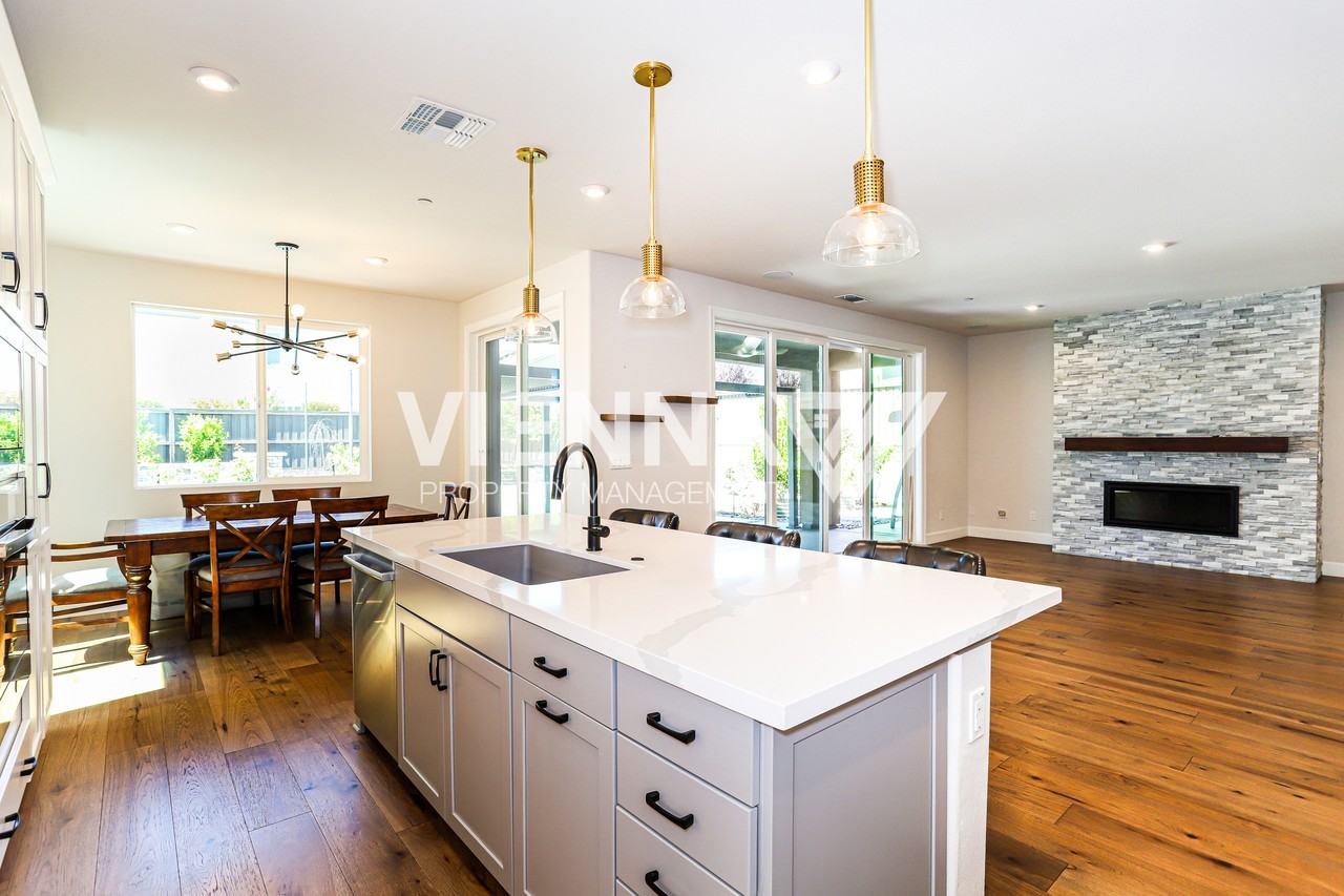 3111 Colt Ct - Photo 4 of 20