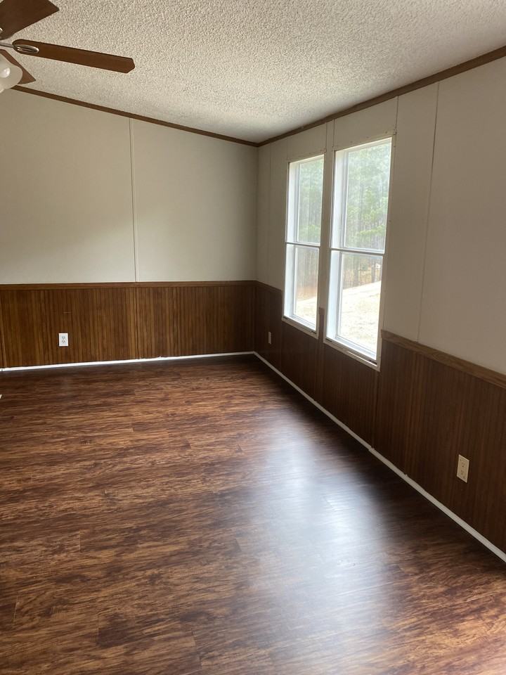 222 Park West Dr - Photo 3 of 4