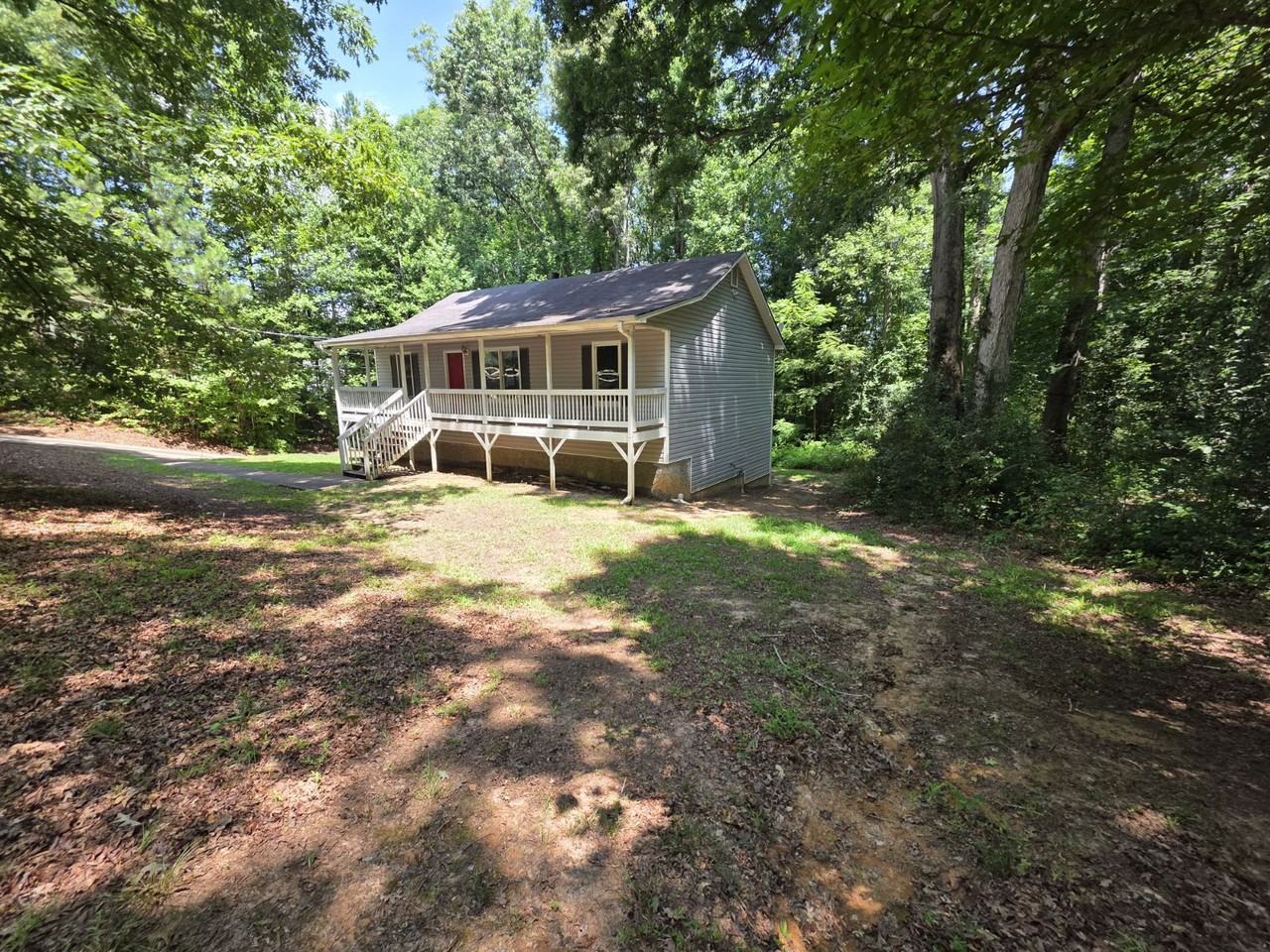 208 Wesley Chapel Rd - Photo 2 of 42
