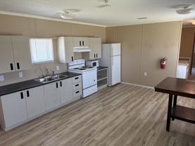 833 Skyview Ln - Photo 1 of 1