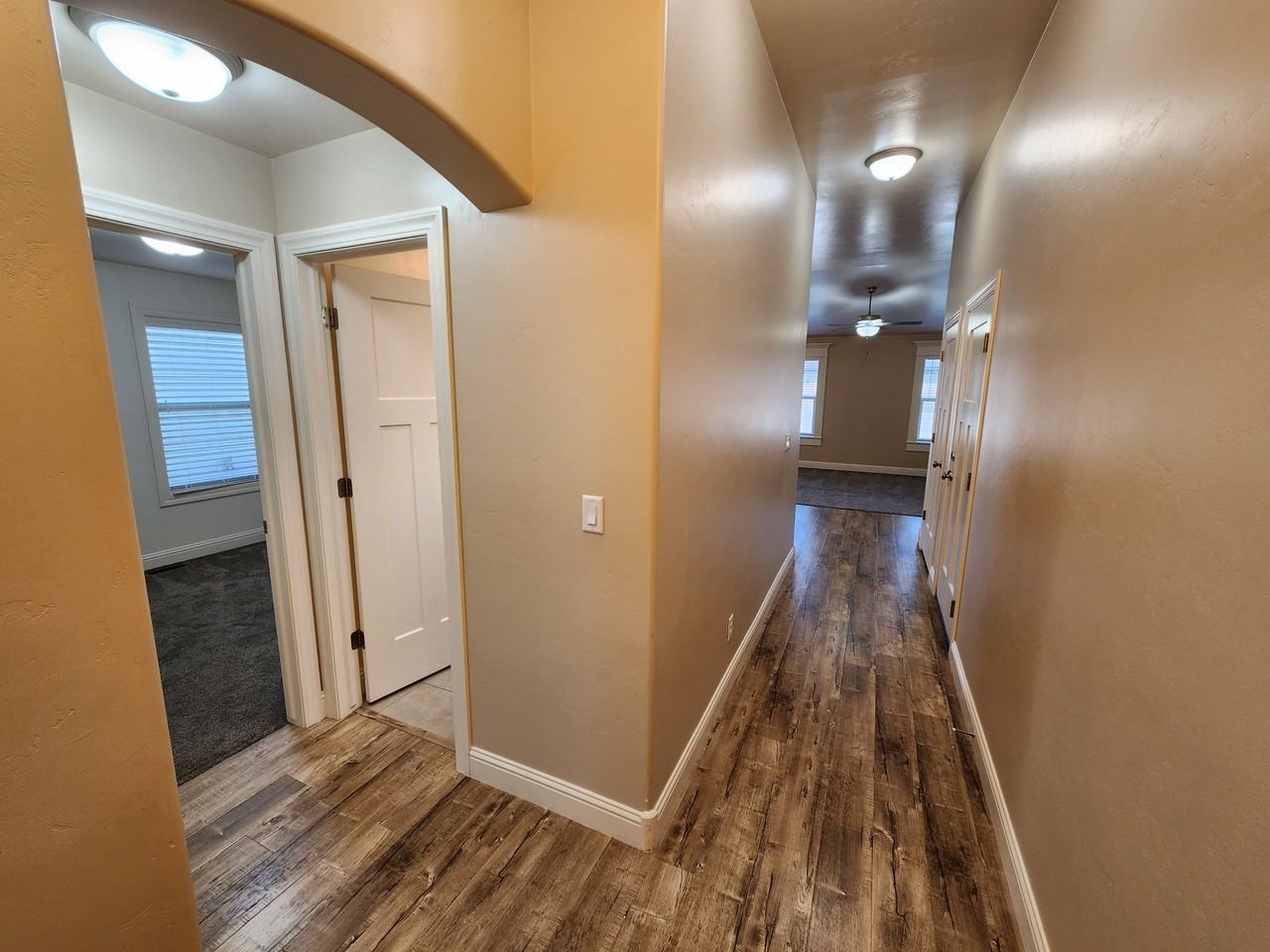 3894 E Chalet Dr - Photo 3 of 18