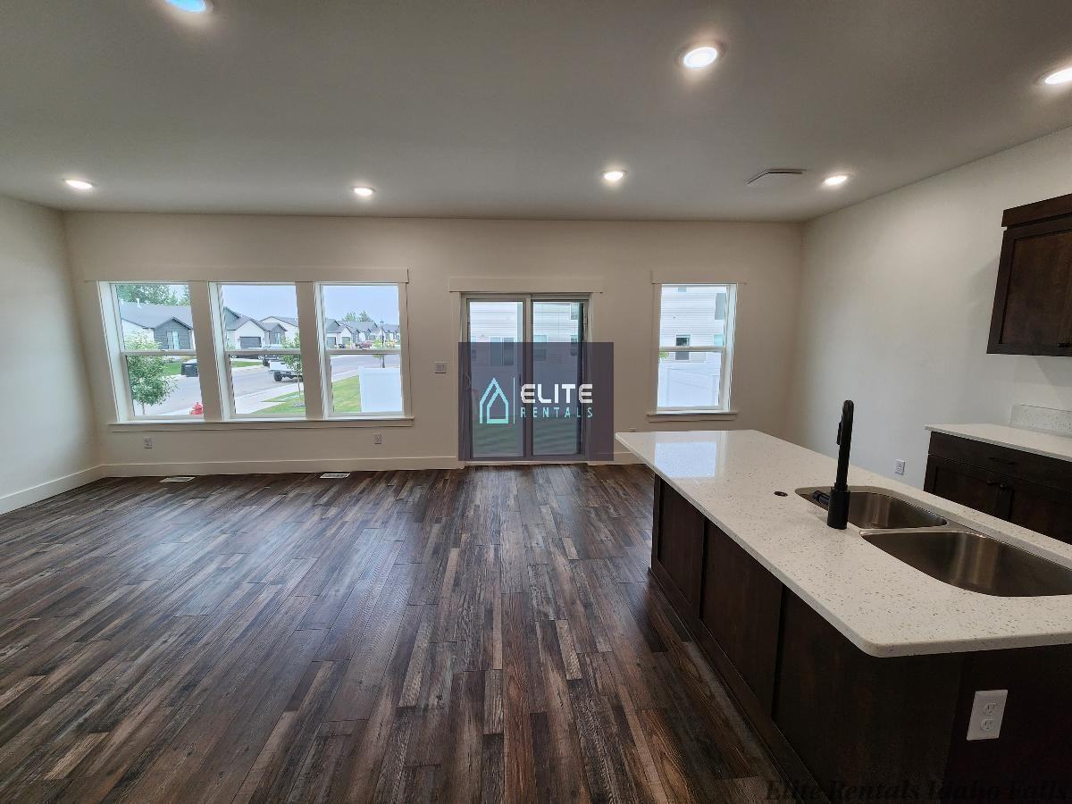 3048 Kai Ct - Photo 5 of 21