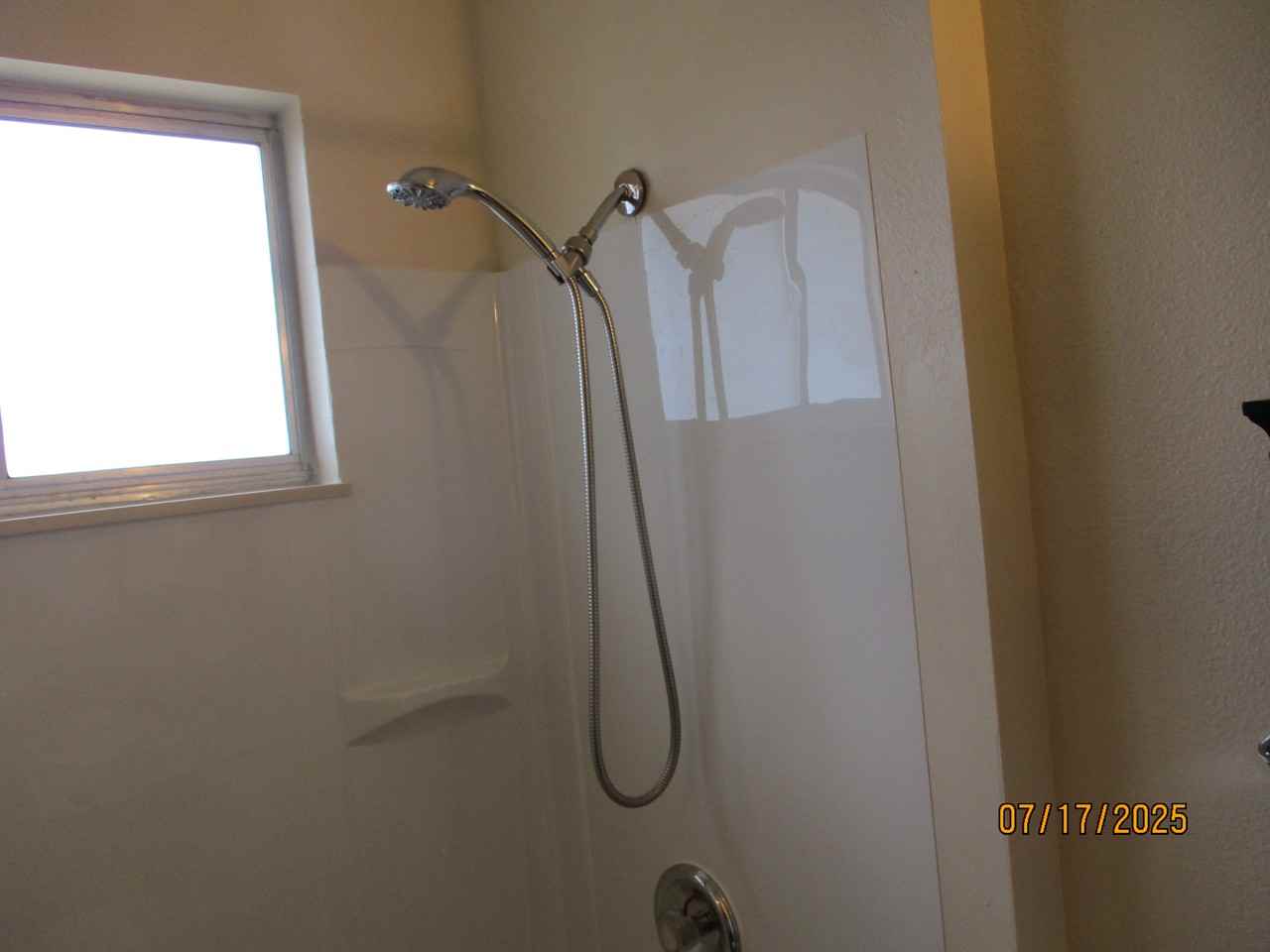 610 Oak Ave - Photo 7 of 13