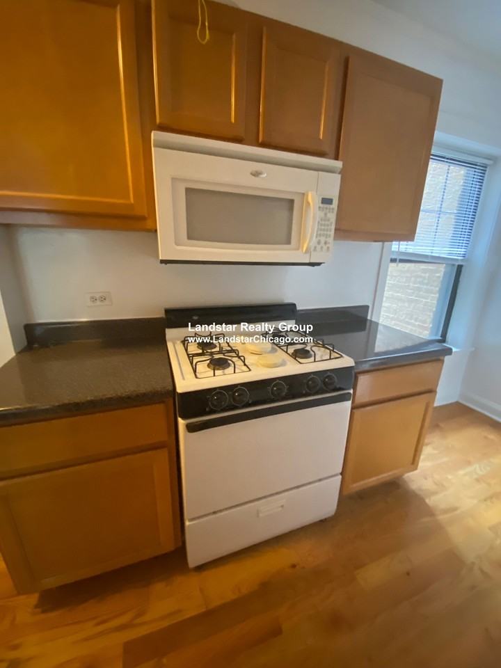 810 Sherman Ave #2 - Photo 4 of 15