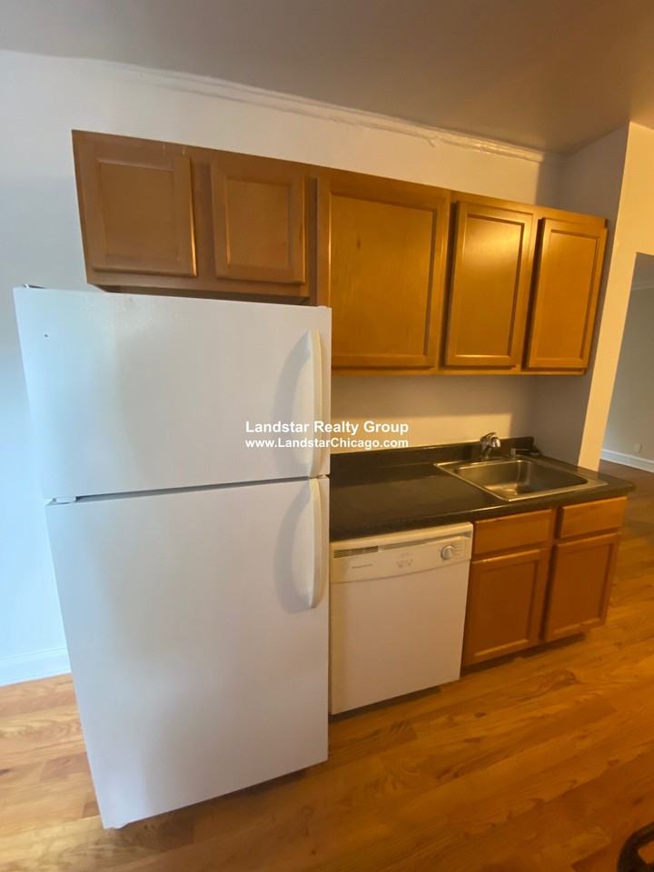 810 Sherman Ave #2 - Photo 5 of 15