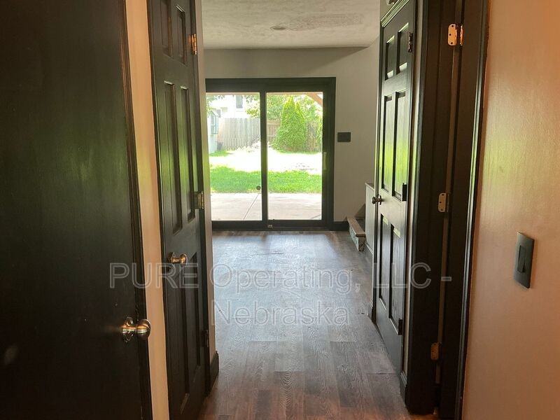 5018 S 163rd St - Photo 2 of 26