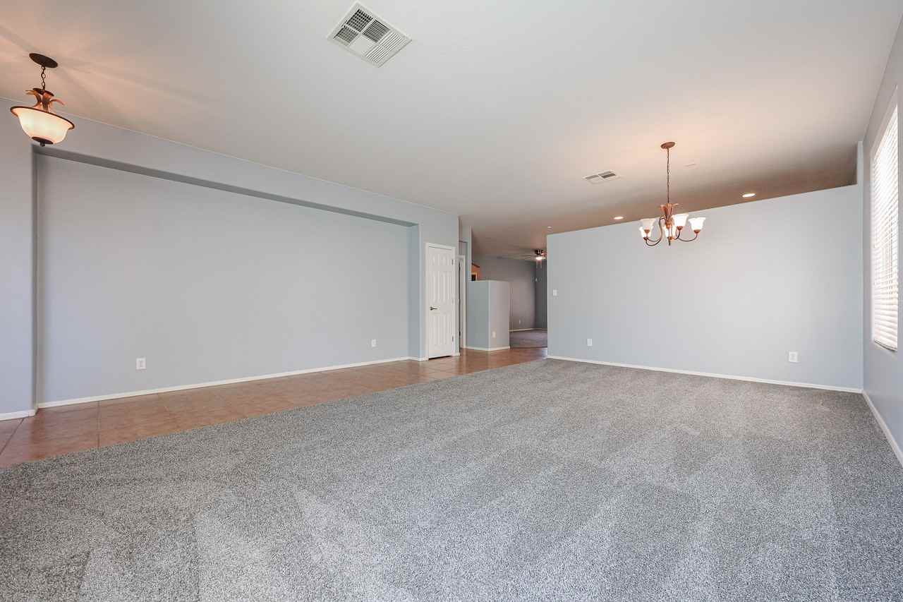 18166 N Jameson Dr - Photo 7 of 42