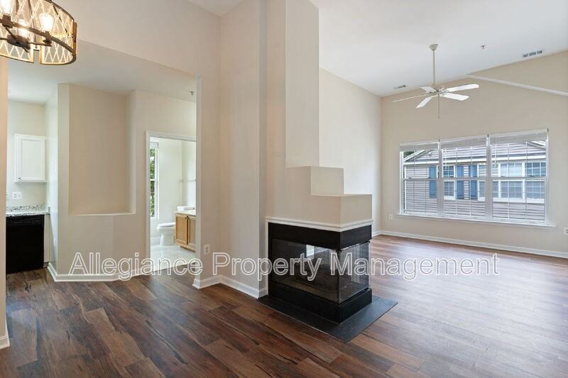 11400 Windleaf Ct #R - Photo 5 of 36