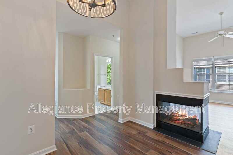 11400 Windleaf Ct #R - Photo 6 of 36