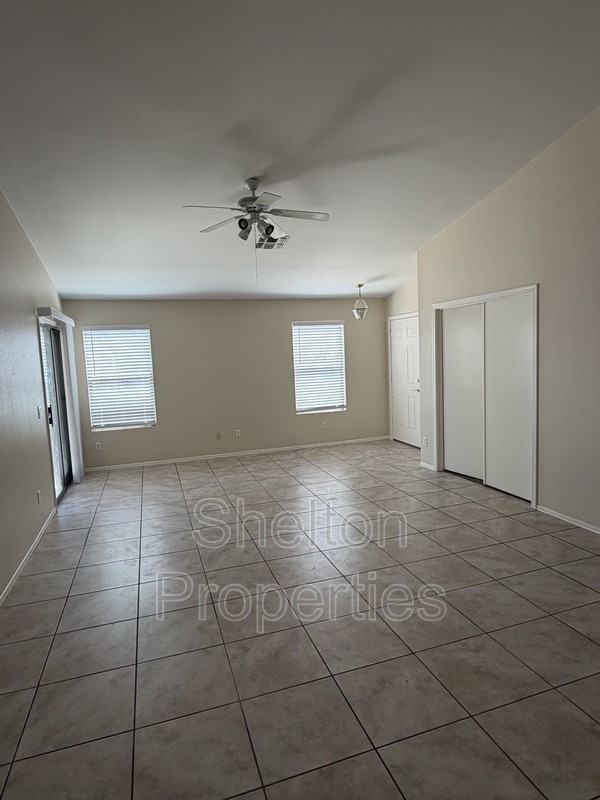 12725 W Hearn Rd - Photo 3 of 5