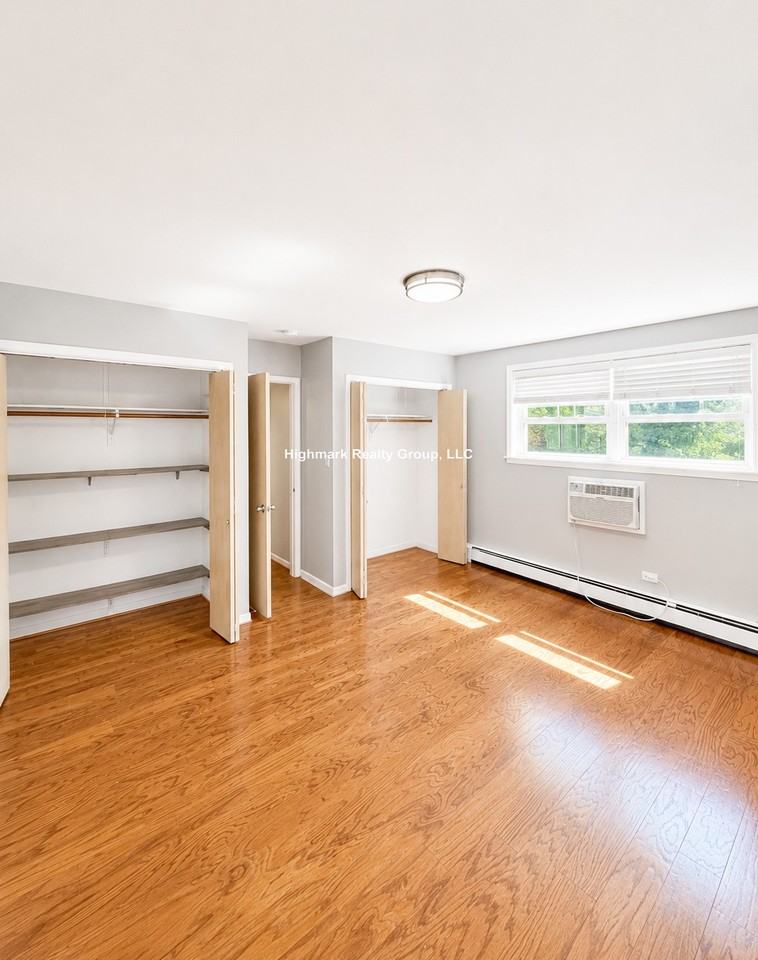 8644 Skokie Blvd #302A - Photo 6 of 12