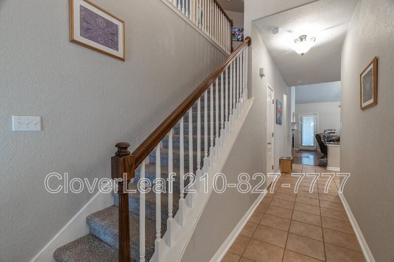551 Ginsberg Dr - Photo 5 of 25