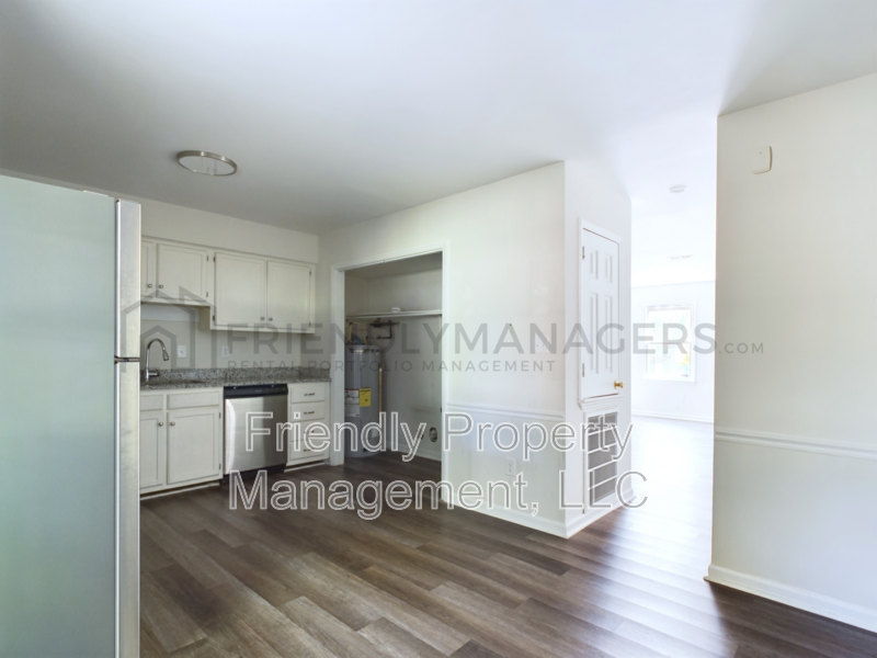 4071 Greene Haven Dr #136 - Photo 5 of 19