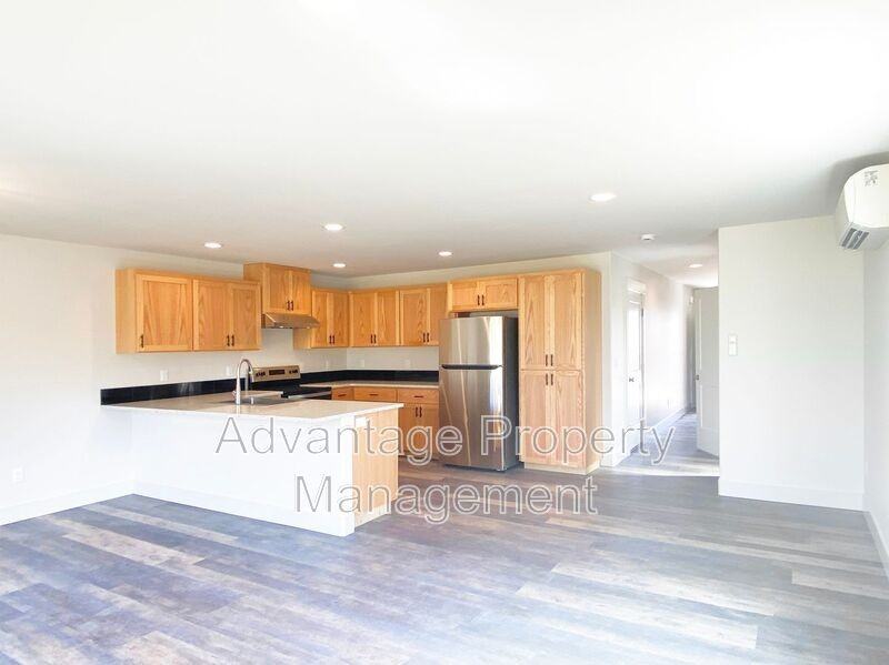 1786 S 9th St - Photo 7 of 18