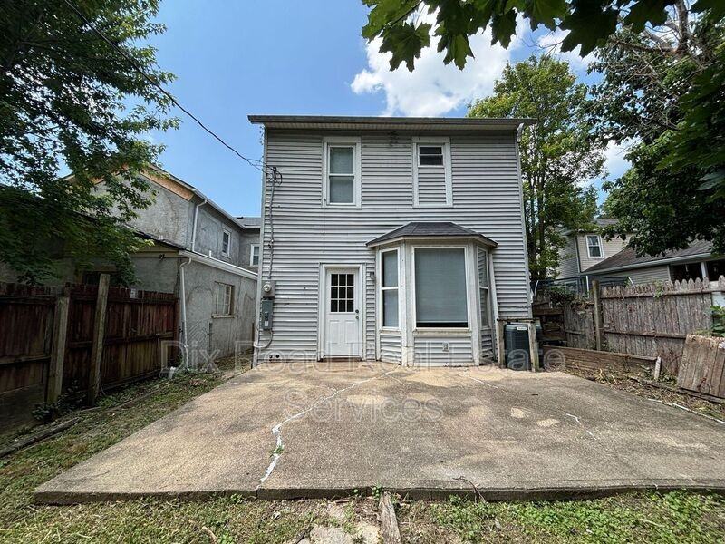 8 S River St - Photo 3 of 28