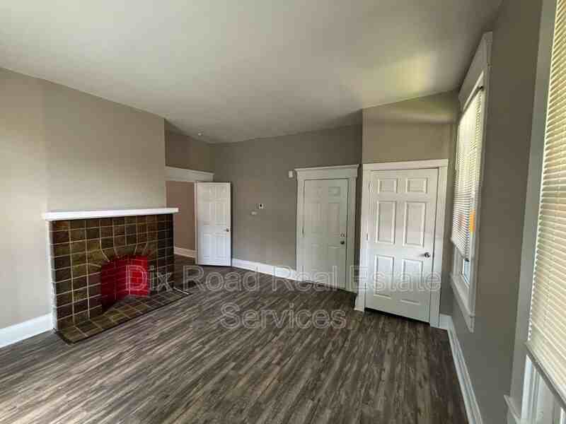545 Rockdale Ave - Photo 5 of 22