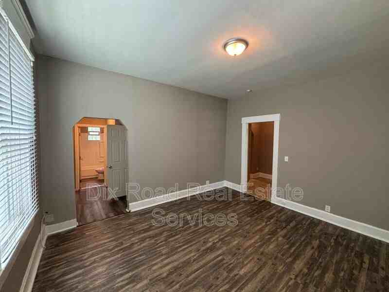 545 Rockdale Ave - Photo 7 of 22