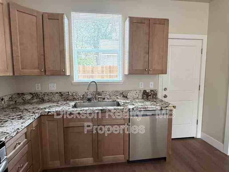 267 Cheney St #1 - Photo 6 of 18