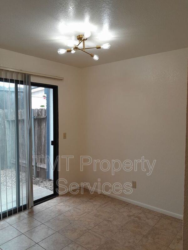 172 W Price St #2 - Photo 7 of 12