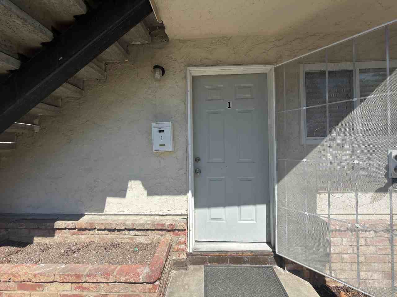 1568 Hollenbeck Ave #1 - Photo 2 of 21