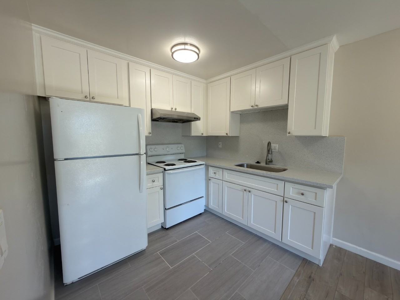 1568 Hollenbeck Ave #1 - Photo 4 of 21