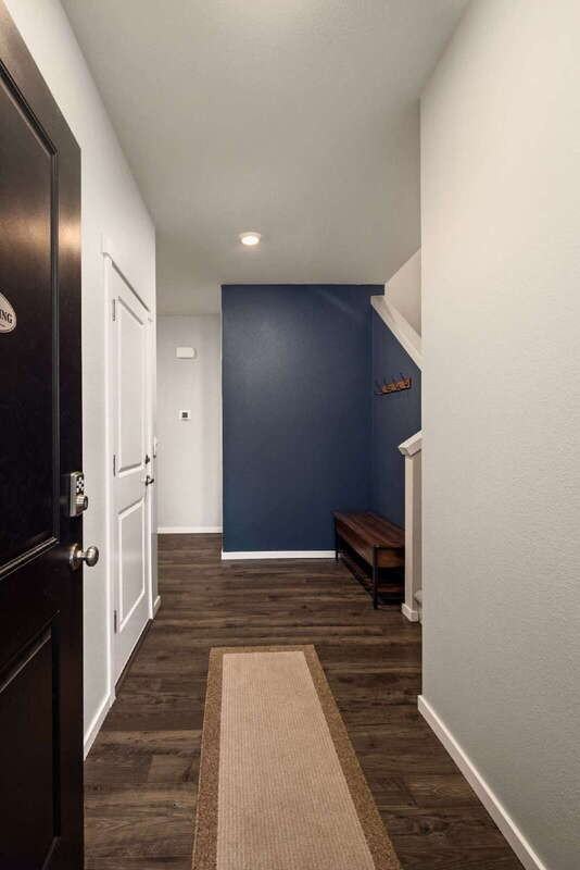10715 32nd St Ne - Photo 4 of 32