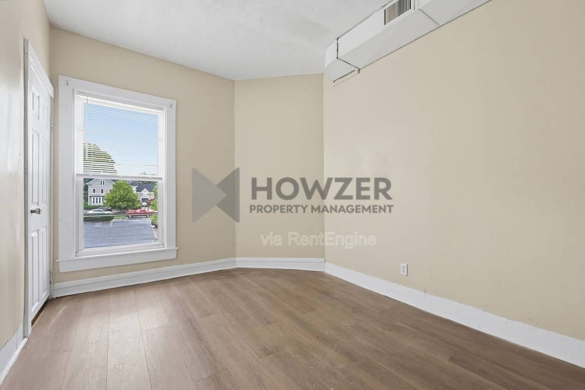 14 Chester Ave #16 - Photo 4 of 10