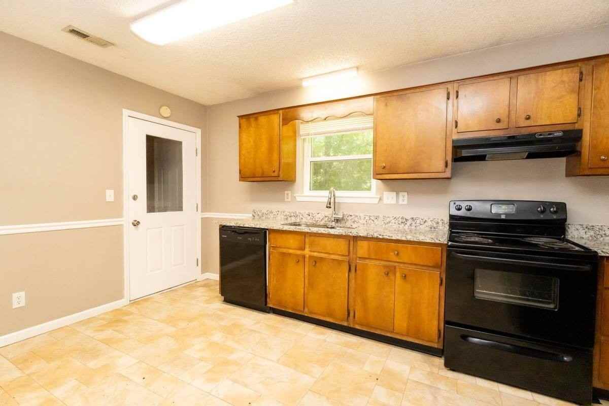 6076 Old Dayton Pike #A - Photo 3 of 10