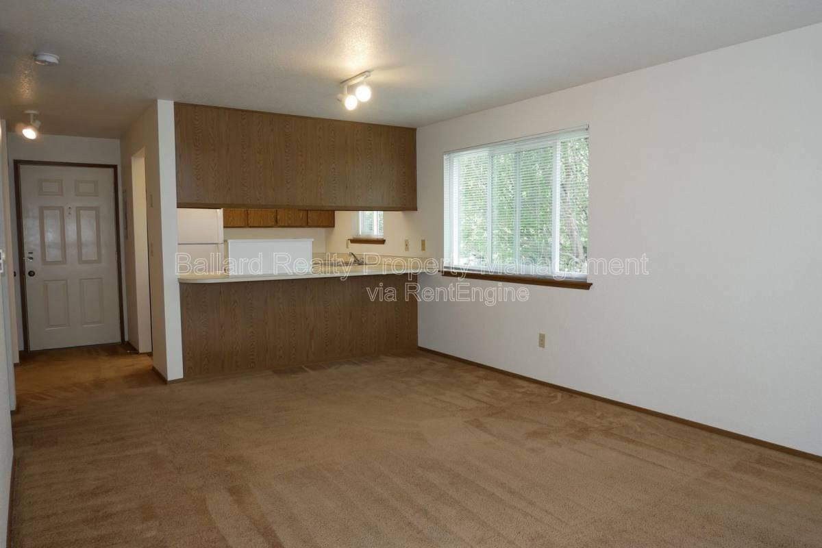 5511 32nd Ave Nw #202 - Photo 6 of 10