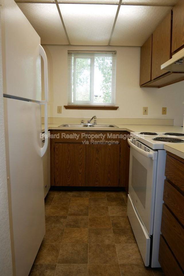 5511 32nd Ave Nw #202 - Photo 7 of 10