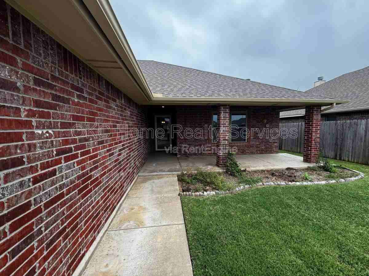 8020 Kaden Rd - Photo 2 of 10