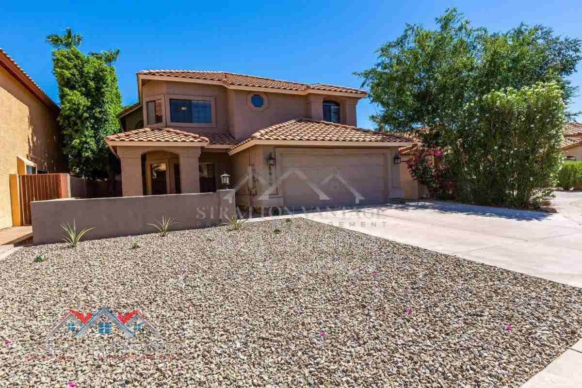 5939 E Phelps Rd - Photo 2 of 10