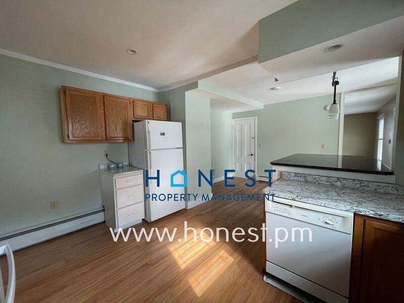 12 Hunt St #1 - Photo 5 of 38