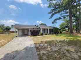 611 Langley Ct - Photo 1 of 1