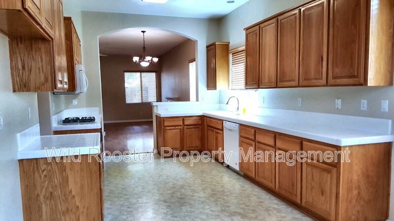 6624 Capwell Way - Photo 2 of 16