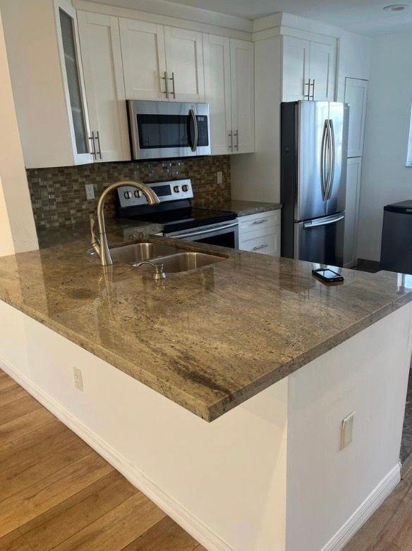 283 Nw 36th Ave - Photo 2 of 10