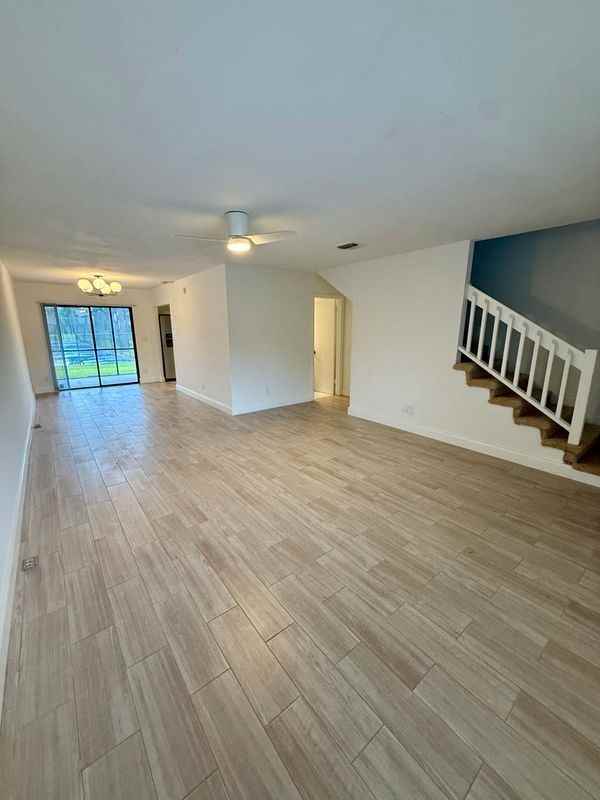 3104 Poolside Dr - Photo 6 of 34