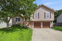 2521 Nw Richard Dr - Photo 1 of 1