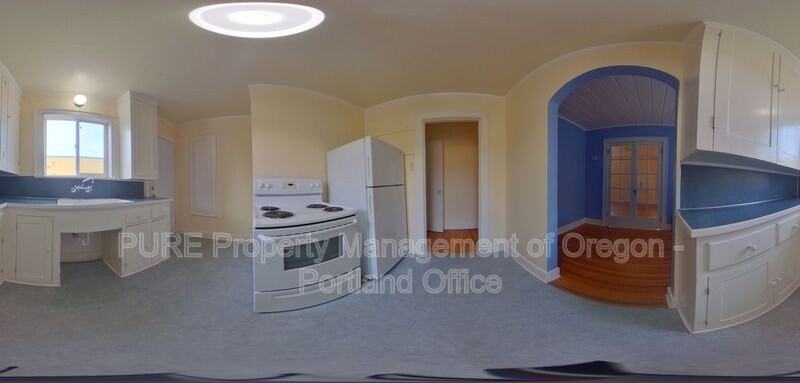 2411 Se Madison St - Photo 4 of 10