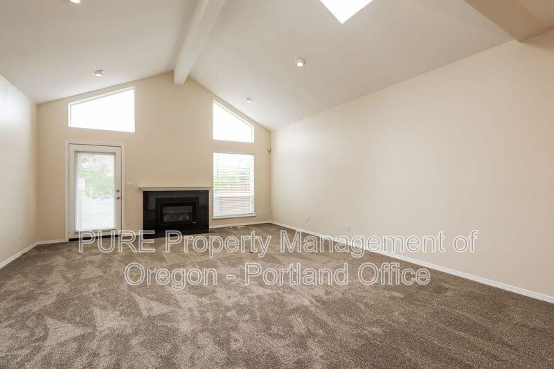 6038 S Hood Ave - Photo 7 of 21