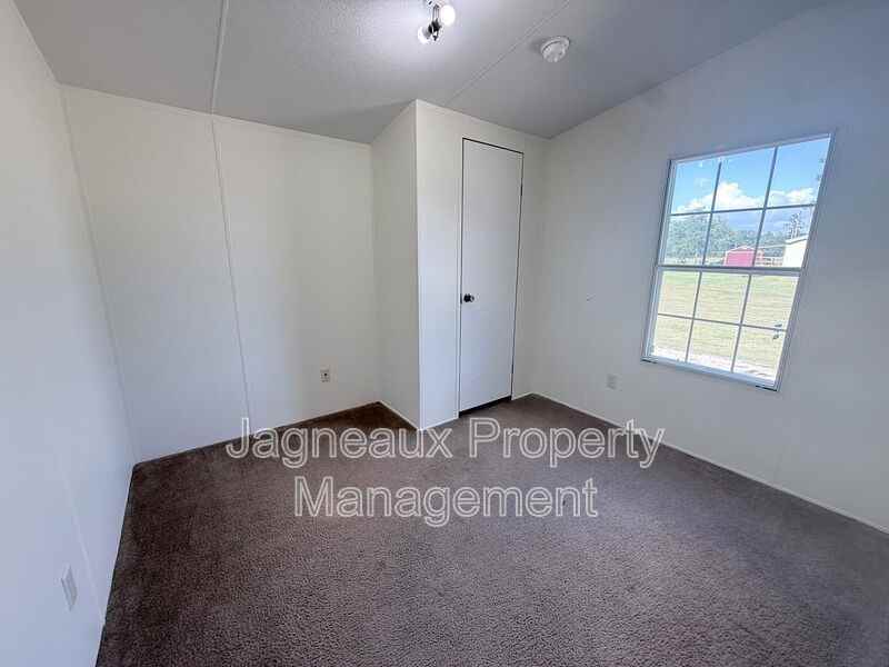 840 Sim Portie Rd - Photo 3 of 10