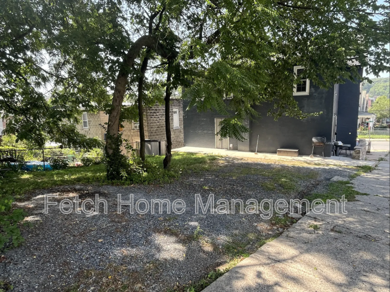 218 Walnut St #3 - Photo 4 of 29