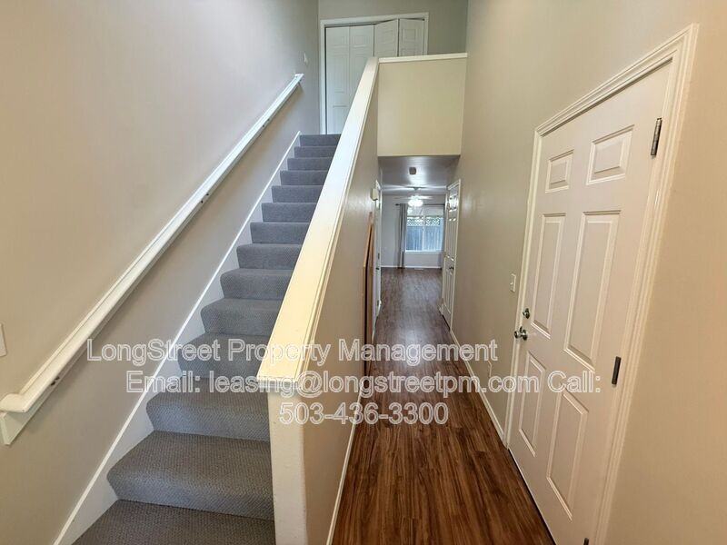 1825 Sw Easy St - Photo 3 of 31