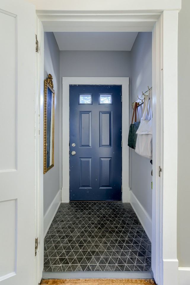 810 N 49th St #NA - Photo 2 of 21